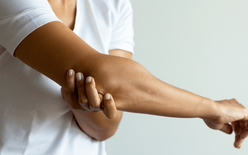 Symptômes évidents d’arthrose des mains.